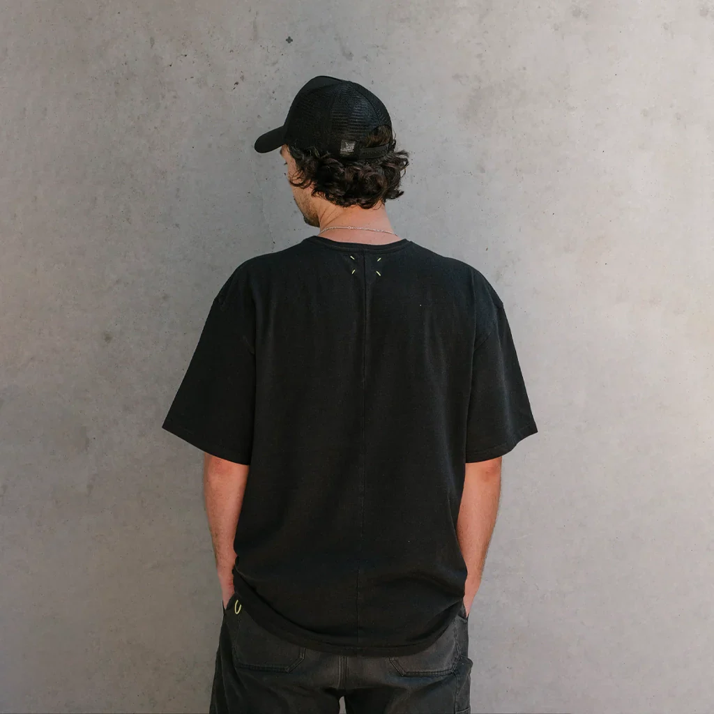 T_BLACKOUT - Image 3
